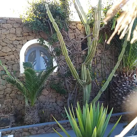 Le Casette Di Marilena Agave Iucca Pantelleria